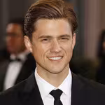 Aaron Tveit