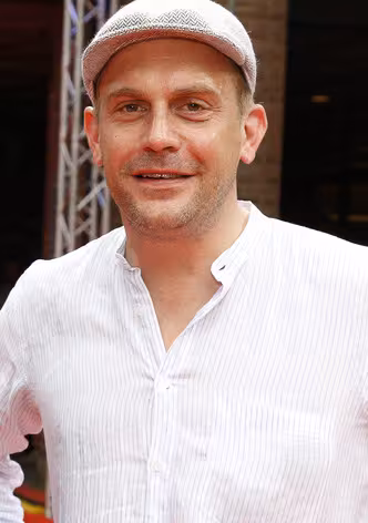 Sebastian Bezzel