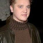 Devon Sawa