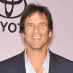 Hart Bochner