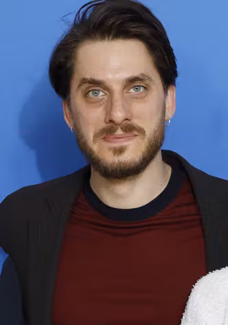 Luca Marinelli