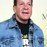 Steve Guttenberg