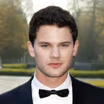 Jeremy Irvine