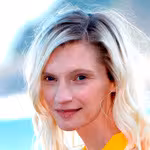 Agata Buzek