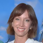 Julia Aks