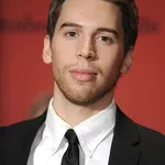 Jordan Gavaris