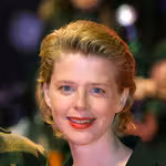Maaike Neuville