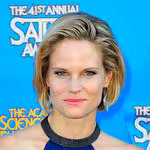 Joelle Carter