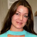 Claudia Christian