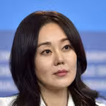 Yunjin Kim