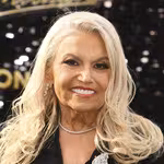 Suzanne de Passe