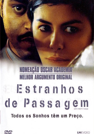 Estranhos de Passagem
