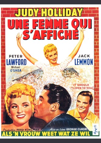 Une femme qui s'affiche