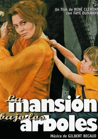 La mansión bajo los árboles