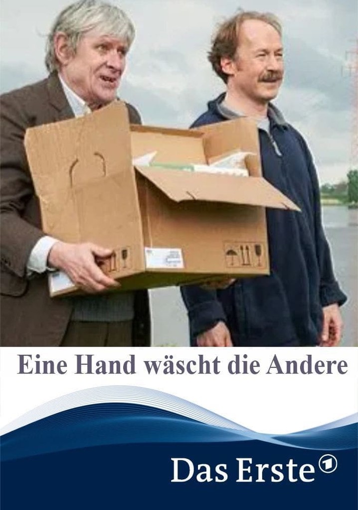 Eine Hand wäscht die andere