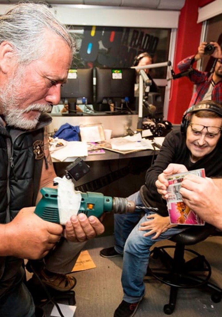 Valeu, Animais! - Os 25 Anos do Programa Mais Maldito da Rádio Brasileira