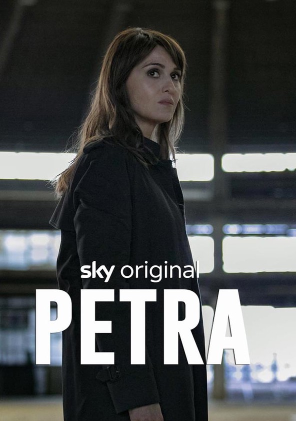 Sección visual de Petra Delicado (Serie de TV) - FilmAffinity