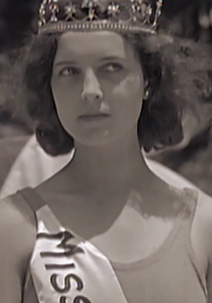 Miss Universe 1929 - Lisl Goldarbeiter. A Queen in Wien