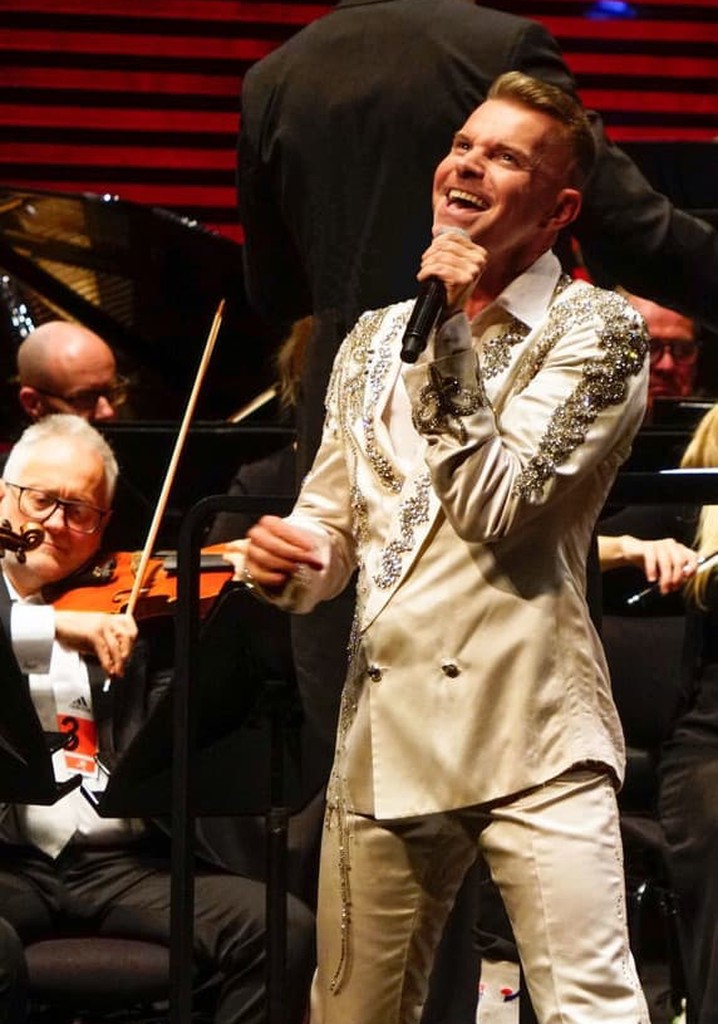 Paul Oscar with the Icelandic Symphony Orchestra