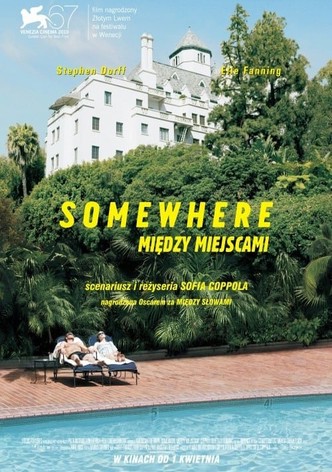 Somewhere. Między miejscami
