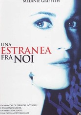 Una estranea fra noi