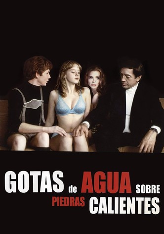 Gotas de agua sobre piedras calientes