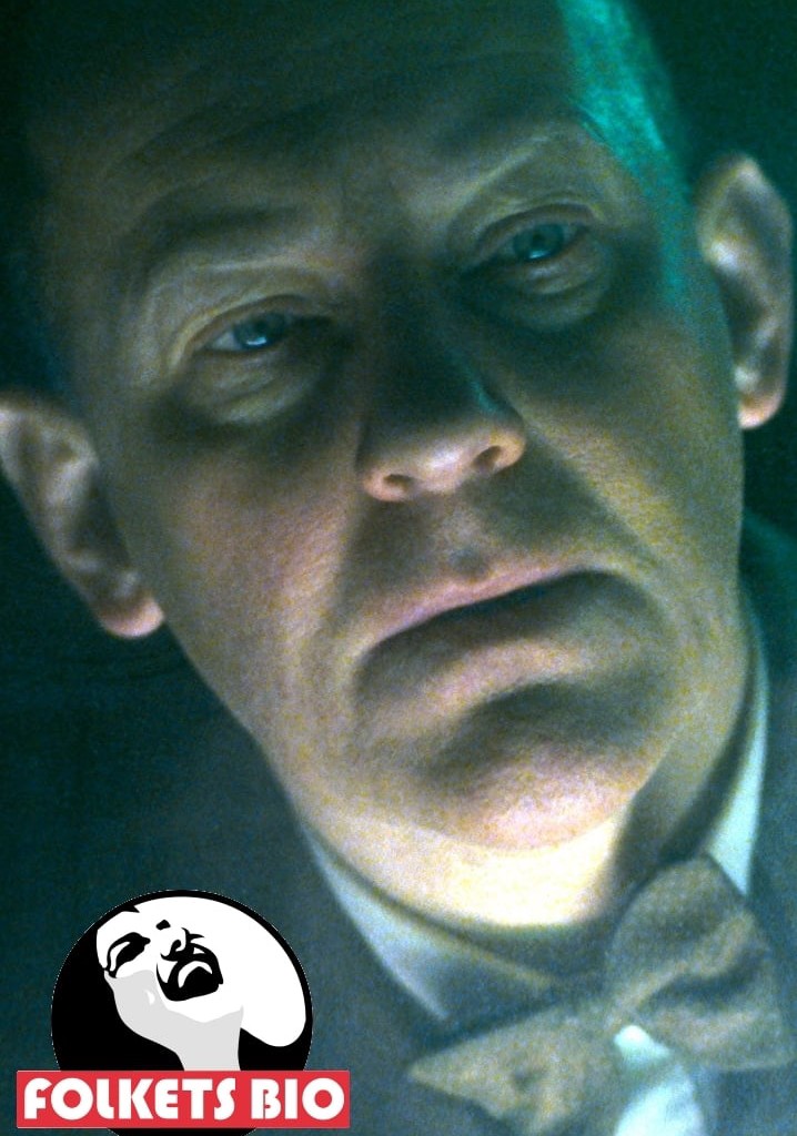 School Master - an Inch from Black