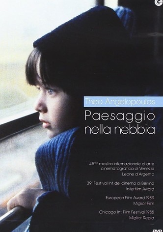 Paesaggio nella nebbia