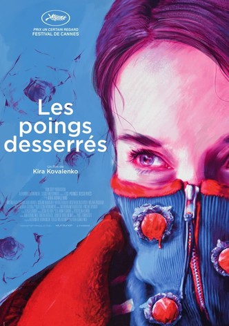 Les poings desserrés