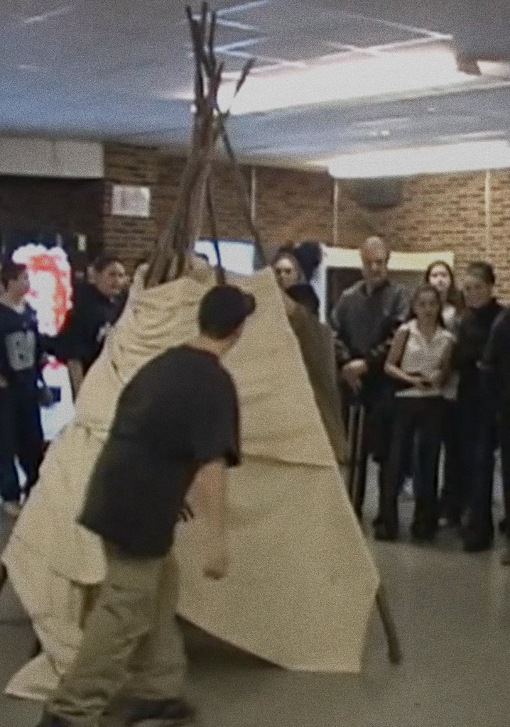 Sous le shaputuan (rencontre Québecois-vs-Innu)