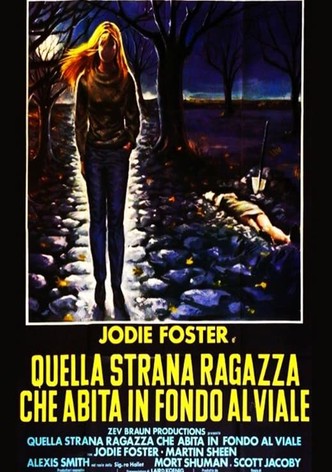 Quella strana ragazza che abita in fondo al viale