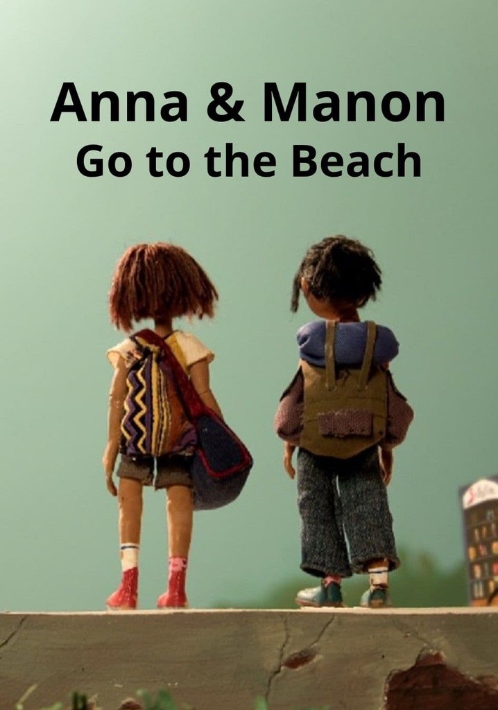 Anna & Manon Go to the Beach