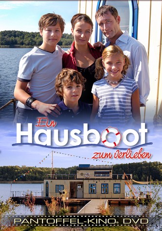 A Houseboat to Fall in Love