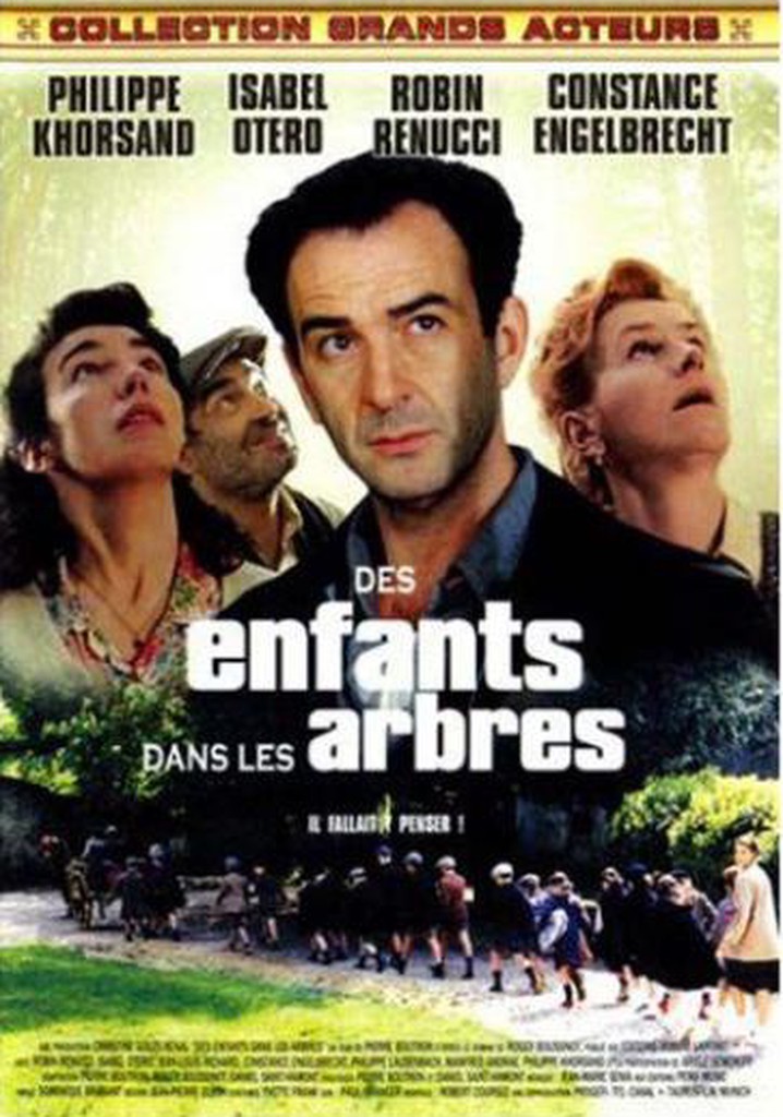 Des enfants dans les arbres