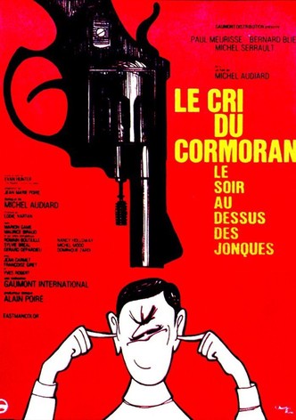 Le cri du cormoran, le soir au-dessus des jonques