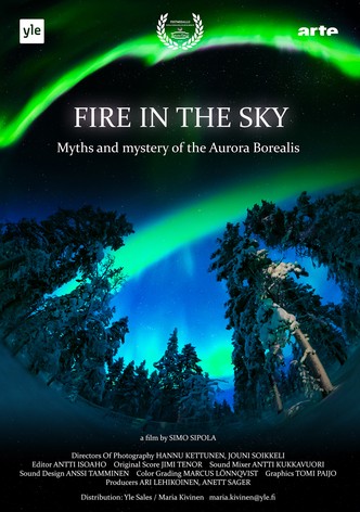 Revontulien armoilla