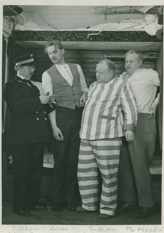 Ett skepp kommer lastat