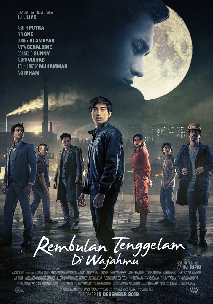 Rembulan Tenggelam di Wajahmu