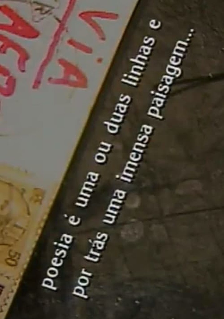 Poesia é uma ou duas linhas, por trás uma imensa paisagem