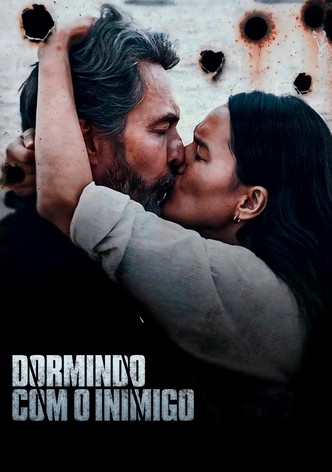 Dormindo Com o Inimigo