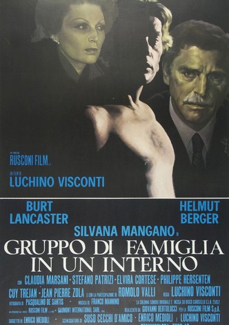 Gruppo di famiglia in un interno