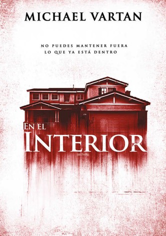 En el interior